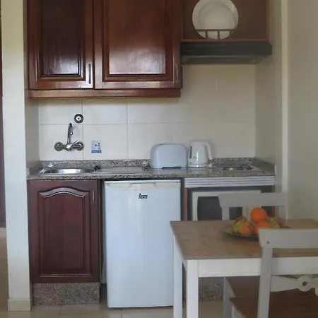 Ξενοδοχείο με διαμερίσματα Laguna Park 1 3*
