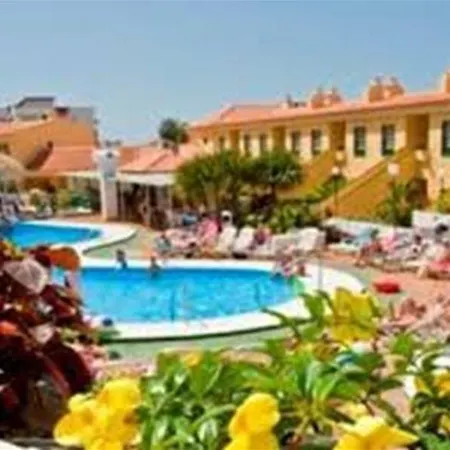 Apartahotel Laguna Park 1